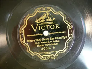 small_victor 20087 a.webp